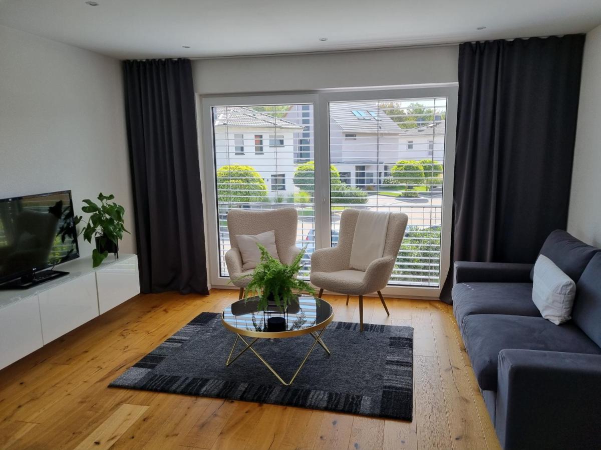 Ella'S Lounge - Besonders Geniessen Singen Exterior foto